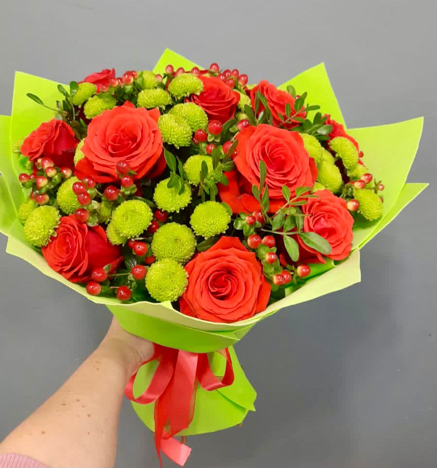 Букет цветов из: Хризантемы и Розы в Серышево