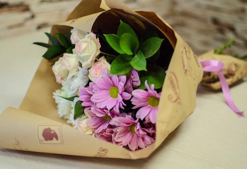 Букет цветов из: Розы и Хризантемы в Серышево