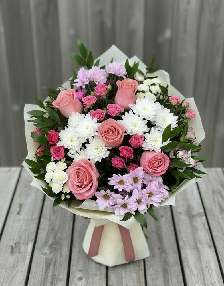 Букет цветов из: Альстромерии, Гвоздики, Розы и Хризантемы в Серышево