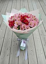 Букет цветов из:  Альстромерии в Серышево