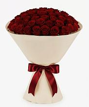 Букет 101 Бордовая роза Блэк Бакарра в Серышево