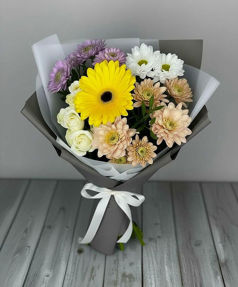 Букет цветов из: Розы, Герберы и Хризантемы в Серышево