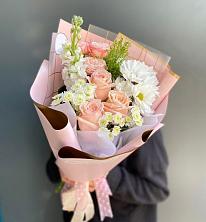 Букет цветов из:  Хризантемы и Розы в Серышево