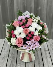 Букет цветов из:  Альстромерии, Гвоздики, Розы и Хризантемы в Серышево
