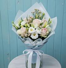 Букет цветов из:  Розы и Лизиантусы в Серышево