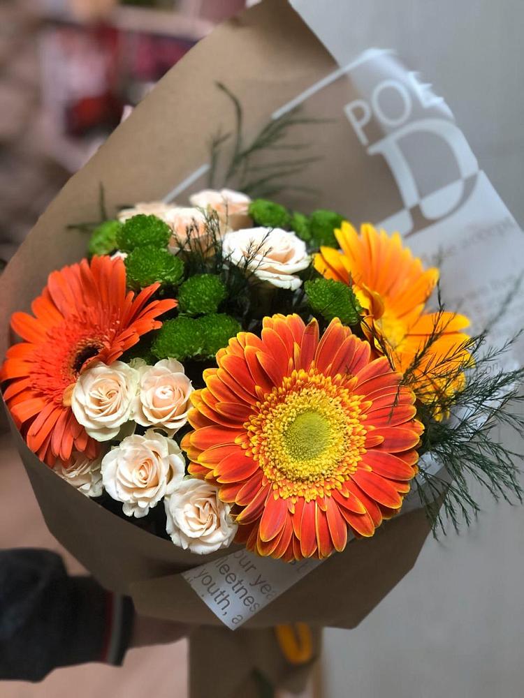 Букет цветов из: Герберы, Хризантемы и Розы в Серышево