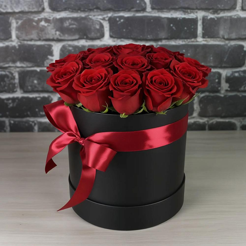 Цветочная композиция из Розы в шляпной коробке в Серышево