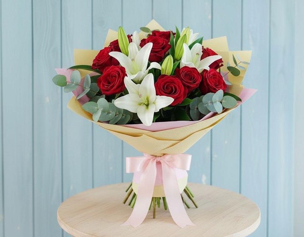 Букет цветов из: Лилии и Розы в Серышево